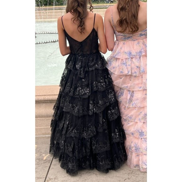 Ladivine by Cinderella Divine Ball Gown Formal Dress Prom Lace Tiered Size XS - Picture 3 of 13